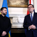 Ukraine: Zelensky tells the FT: ‘We will resume attacks on Russian refineries’