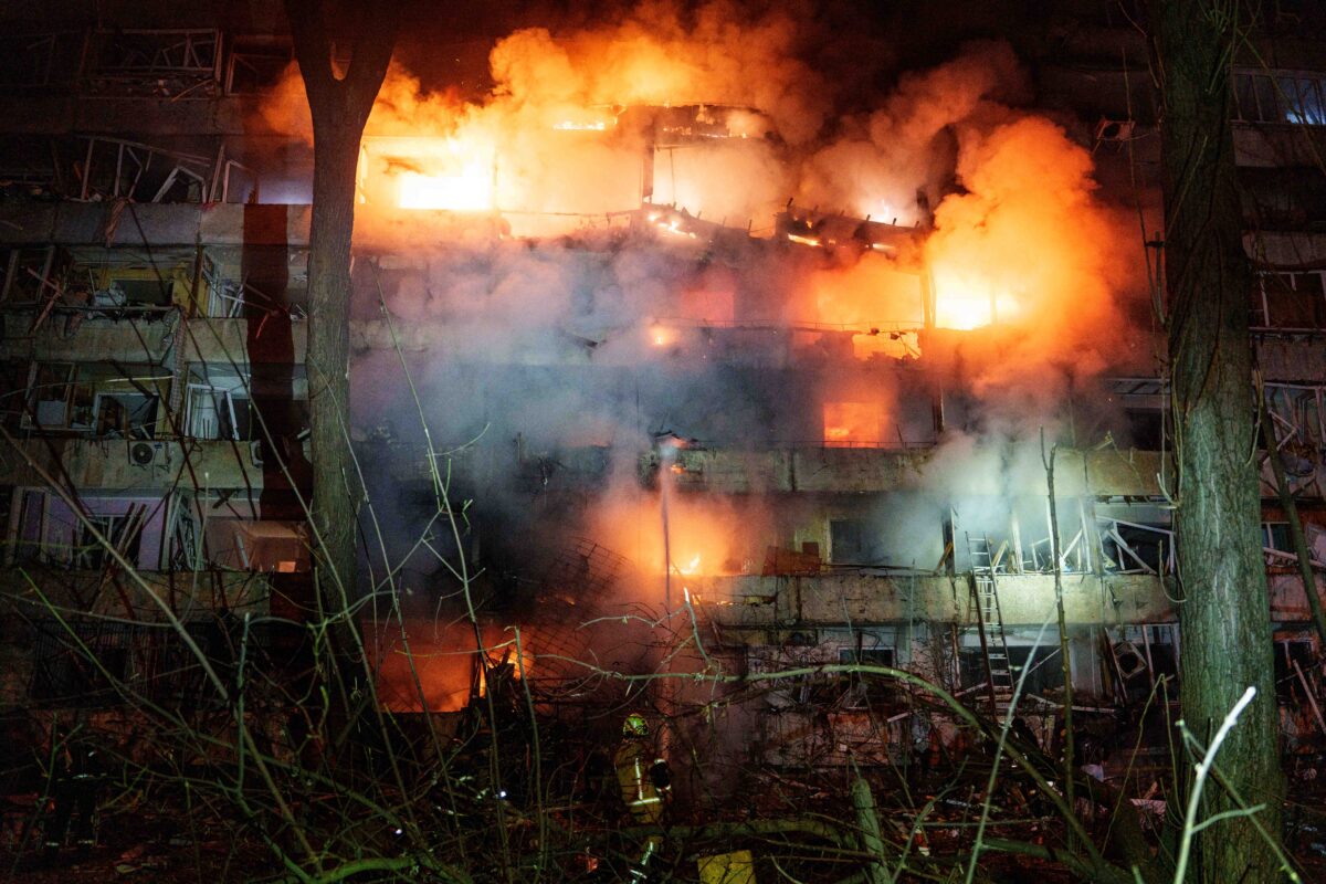 Ukraine, One Dead and Eight Injured in Russian Attacks on Kyiv