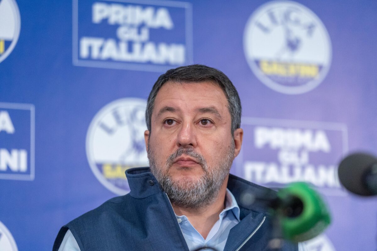 Street clashes, Salvini: “500 soldiers to defend Milan, League victory.”