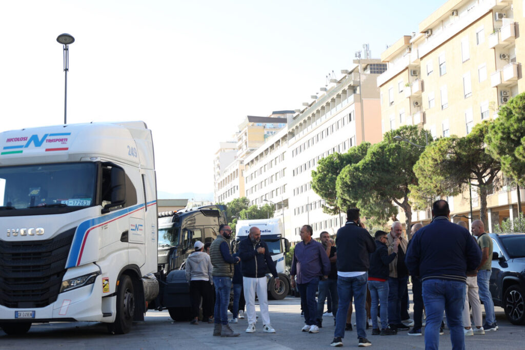 Fuel: CTS calls off strike in Sicily: “Open to dialogue with the government, but industrial action continues”