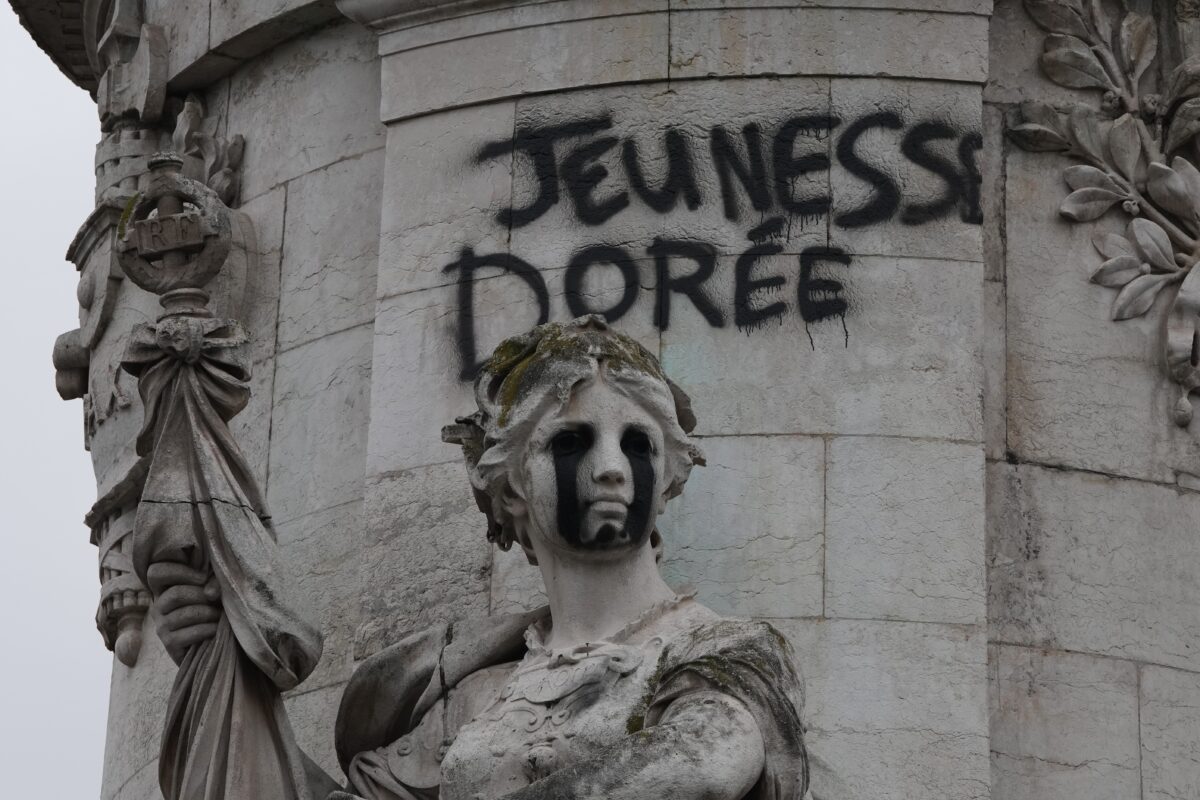 France: demonstrations banned tomorrow in certain areas of Paris