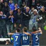 Champions League, Como v Manchester United 4–1: a brace from Paz