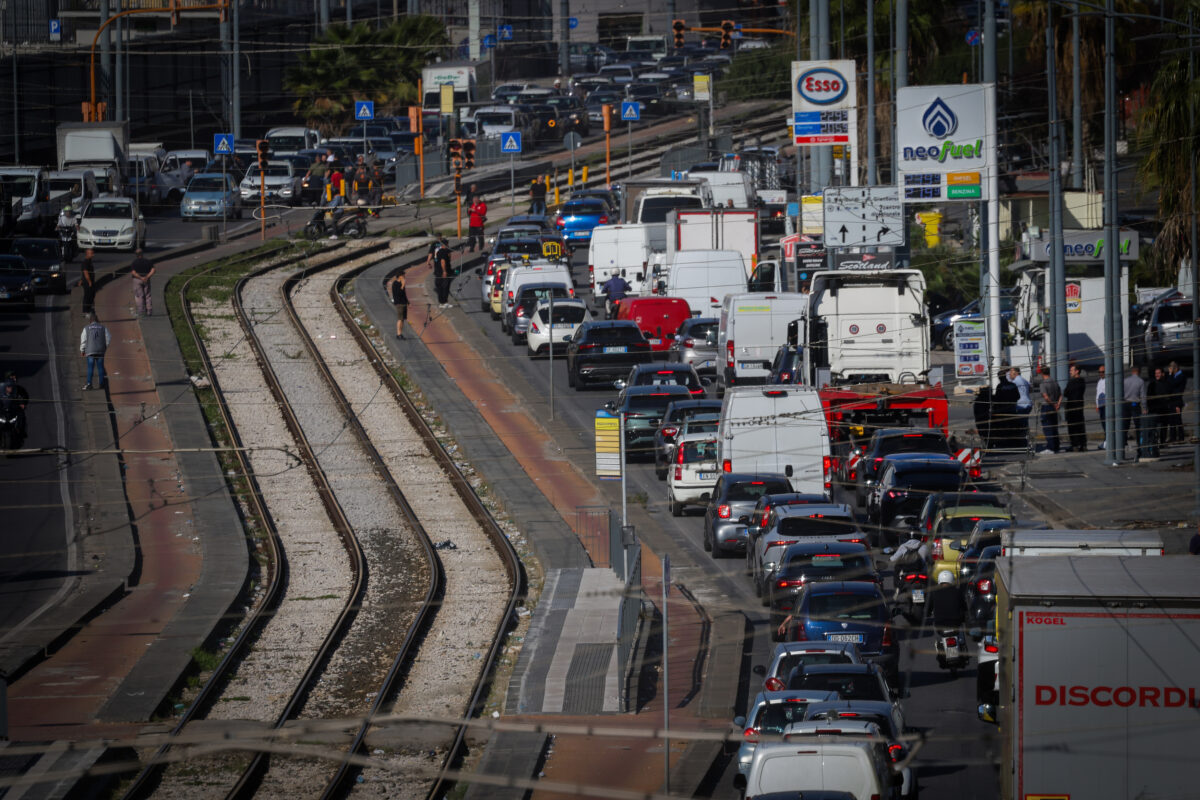 Fuel: Strike Authority calls for transport operators to be ordered back to work Fuel: Strike Authority calls for transport operators to be ordered back to work
