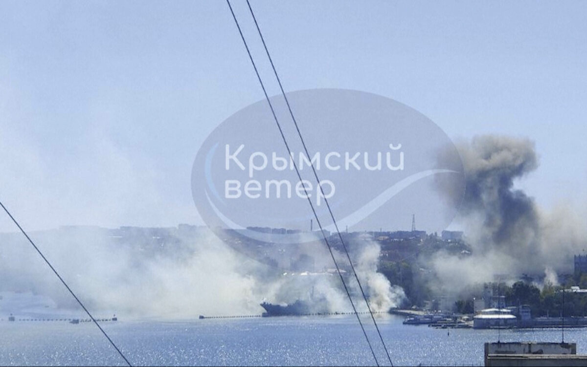 Romania: merchant ship struck by drones in the Black Sea, one dead