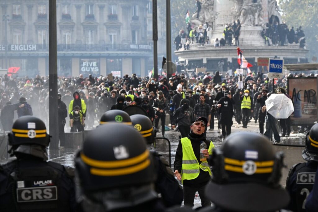 France: media report between 400,000 and 500,000 protesters expected on Saturday