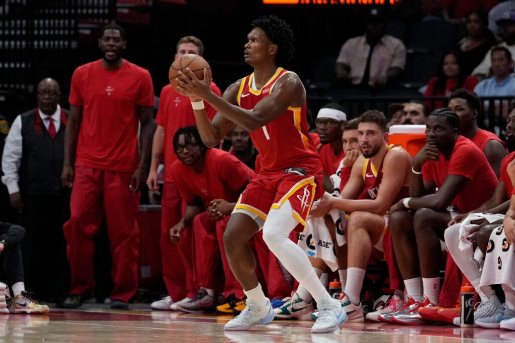 NBA: Houston win away at San Antonio; victories for the Celtics and Lakers