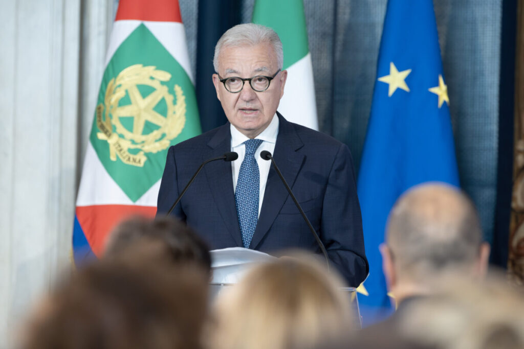 Cortei, Mantovano: “Many young people took drugs before resorting to looting”