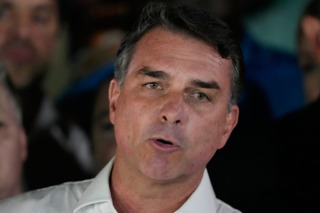 Brazil, Bolsonaro: ‘The police ordered me to hand over my passport’