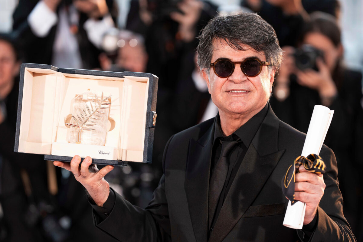 Iran: Film director Jafar Panahi sentenced to five years in prison Iran: Film director Jafar Panahi sentenced to five years in prison