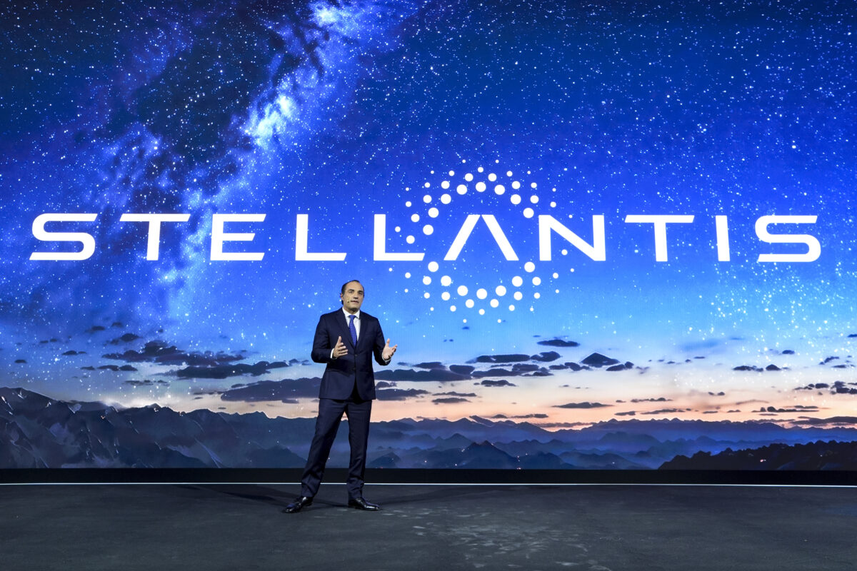 Stellantis: third-quarter revenue up 1 per cent, loss reduced by 90 per cent Stellantis: third-quarter revenue up 1 per cent, loss reduced by 90 per cent