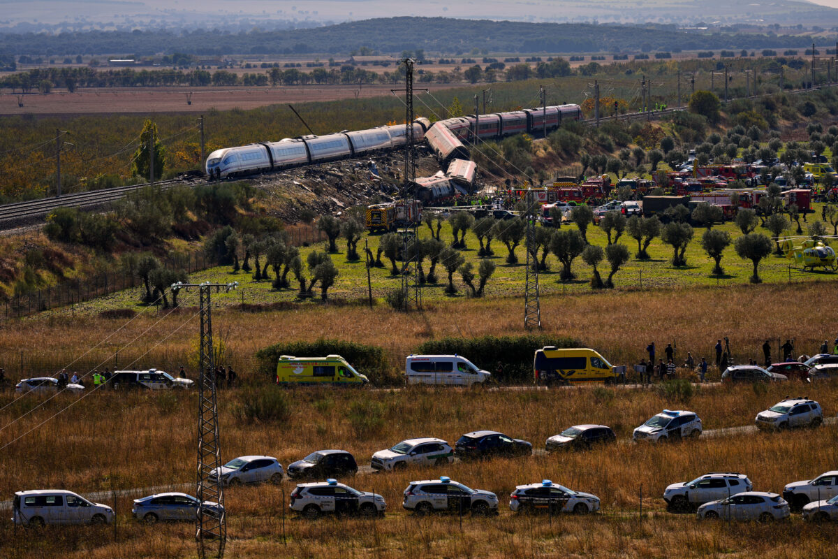 Spain: Madrid – Renfe train given incorrect order to depart