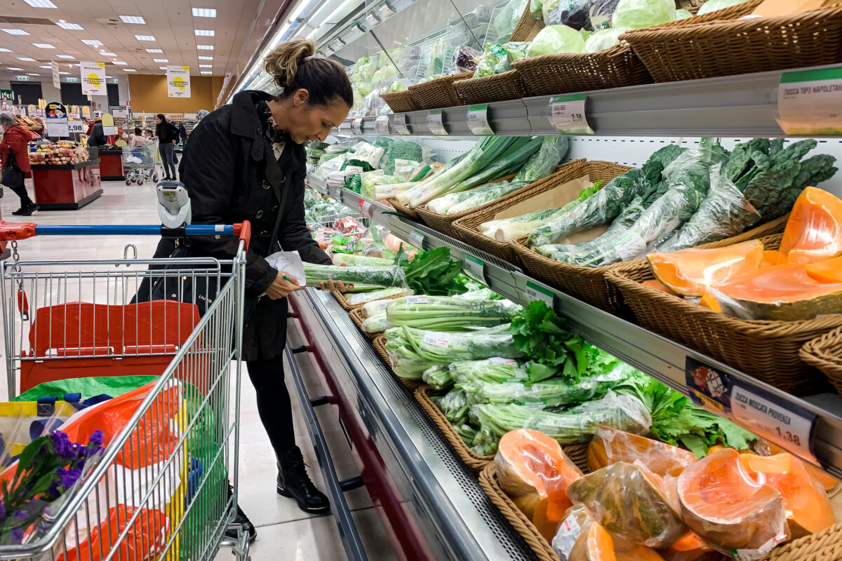 Istat: consumer confidence falls in October, whilst business confidence rises Istat: consumer confidence falls in October, whilst business confidence rises