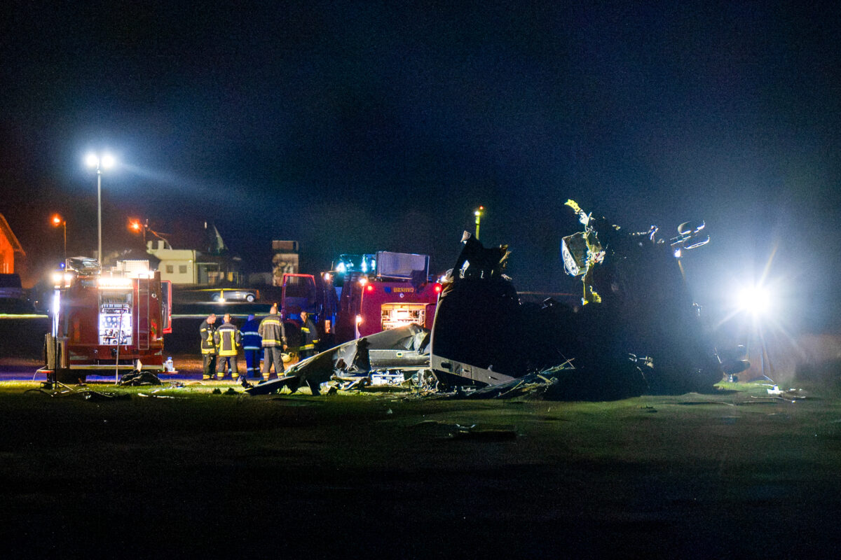 Bosnia, ambassador: ‘It appears to be an accident during take-off; 15 Italians were on board’