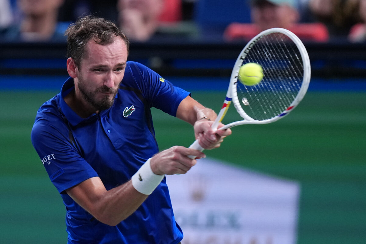 ATP Vienna, Medvedev beats Mannarino to qualify for Turin