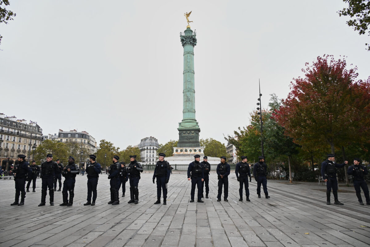 France: Prefecture bans march route in central Paris, trade unions protest France: Prefecture bans march route in central Paris, trade unions protest